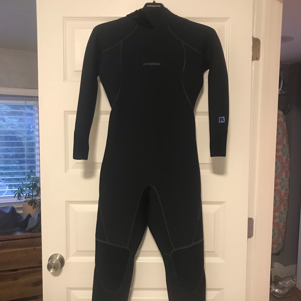 Patagonia R1 wetsuit NEW with tags